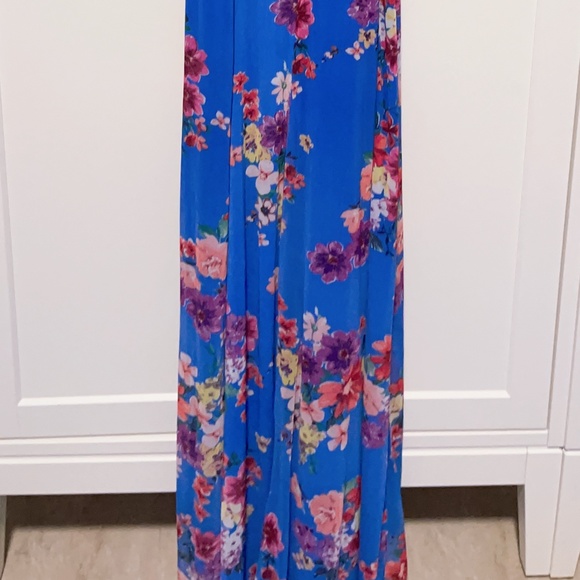 Maxi dress - Picture 2 of 5